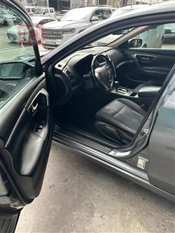 نيسان ألتيما